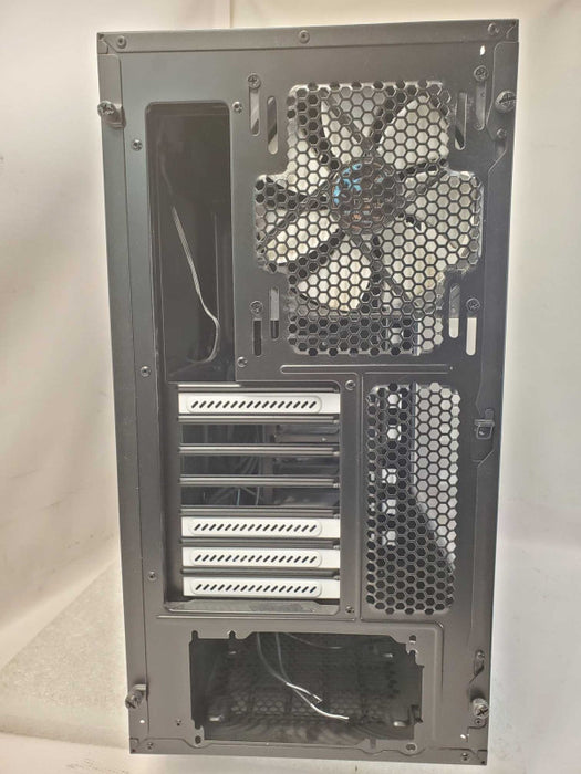 Fractal design Define R5 Computer Case, No PSU, No accessories _