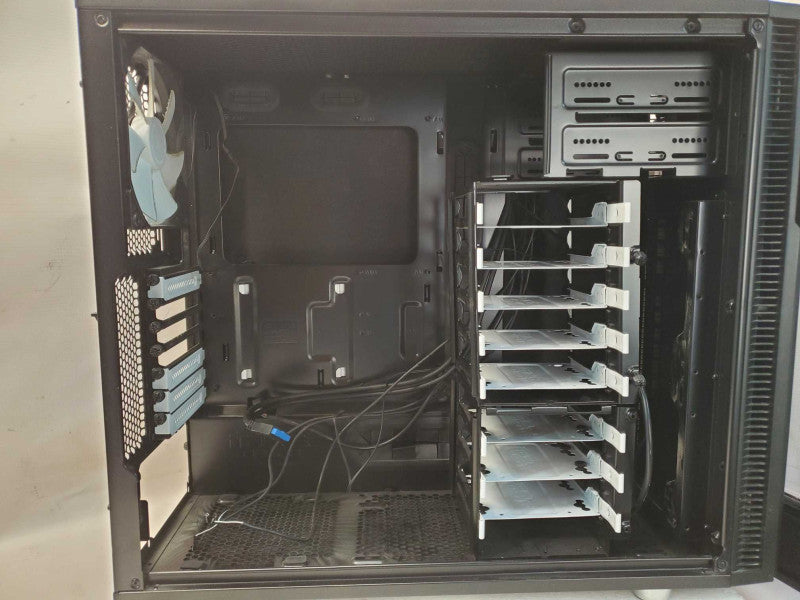 Fractal design Define R5 Computer Case, No PSU, No accessories _