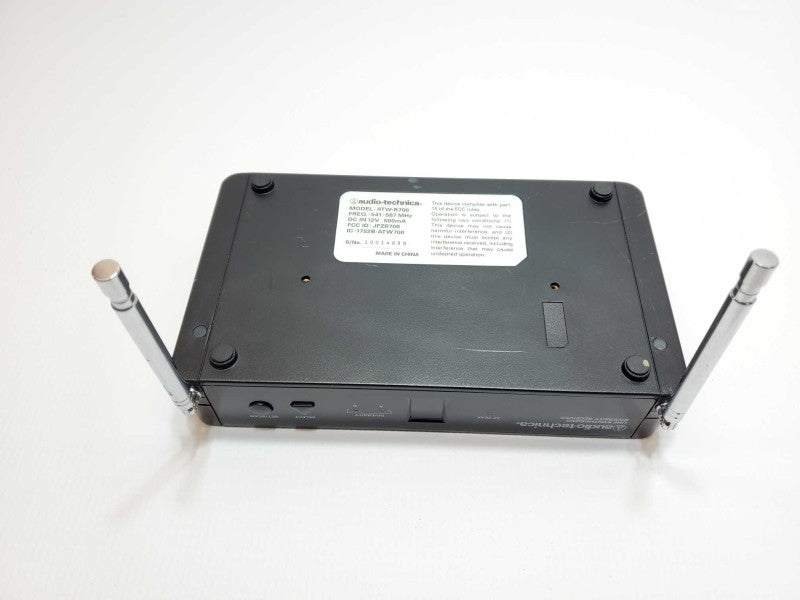 audio technica uhf synthesized diversity UHF receiver ATW-R700 AS-IS _