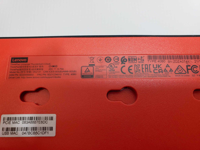 lenovo thinkpad universal thunderbolt 4 dock Type 40B0 DK2131, AS-IS _