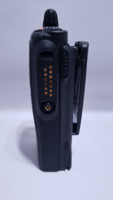 Motorola HT750 Portable, AAH25RDC9AA3AN GMRS UHF 4 WATTS, 2-Way Radio [