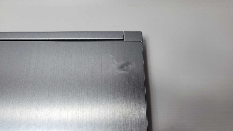 MSI MS-16R4 WF65 10TJ Workstation Laptop see description for specs READ -