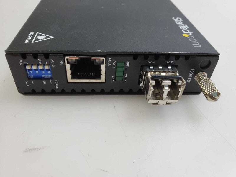 StarTech.com ET91000LC2 Giga Ethernet to Multi Mode LC Fiber Media Converter )