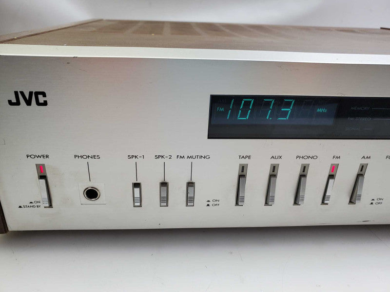 Vintage JVC Model R-S55 Digital Synthesizer Stereo receiver Power-on tested )