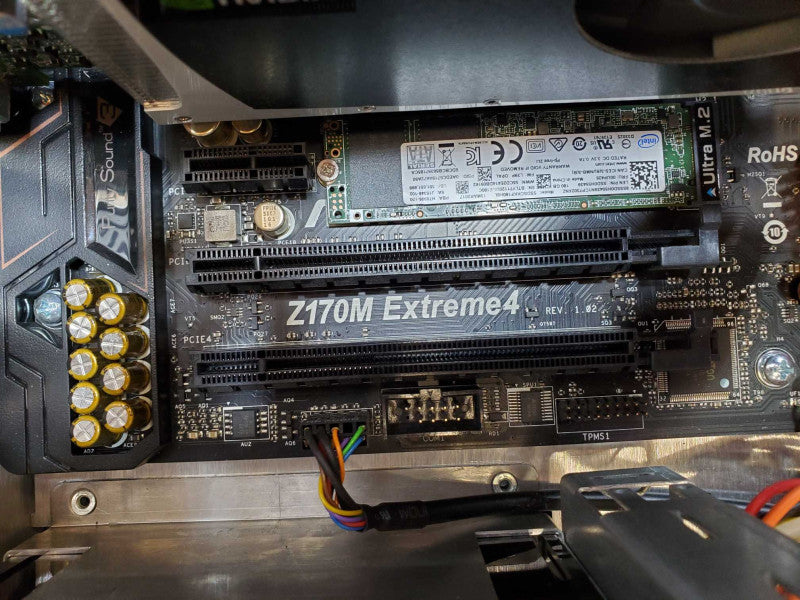 Custom PC ASRock Z170M Core i7-6700K@4.0GHz 8GB DDR4 180GB SSD Quadro 2000 1GB (
