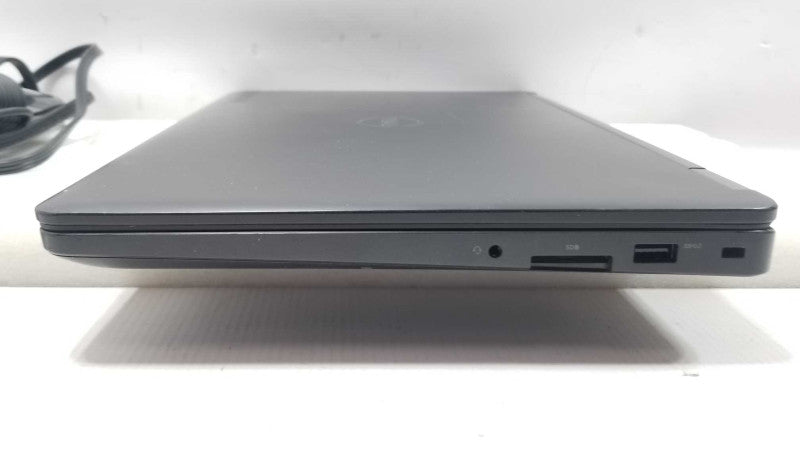 Dell Latitude E5470 Core i5-7300U 2.60GHz/8GB DDR4, 256GB SSD. ~