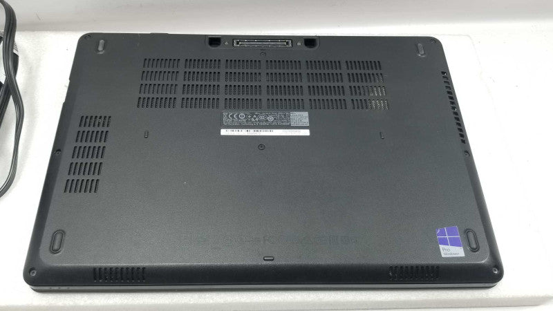Dell Latitude E5470 Core i5-7300U 2.60GHz/8GB DDR4, 256GB SSD. ~