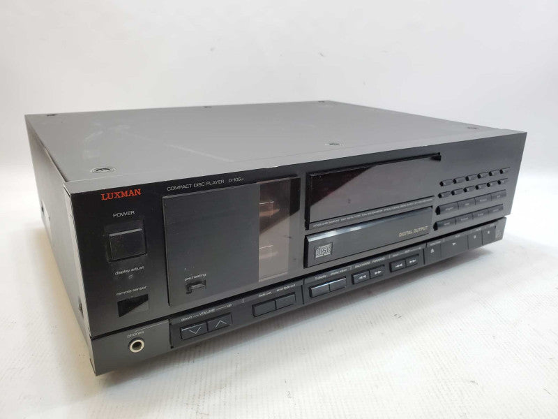 LUXMAN D-105U CD player (