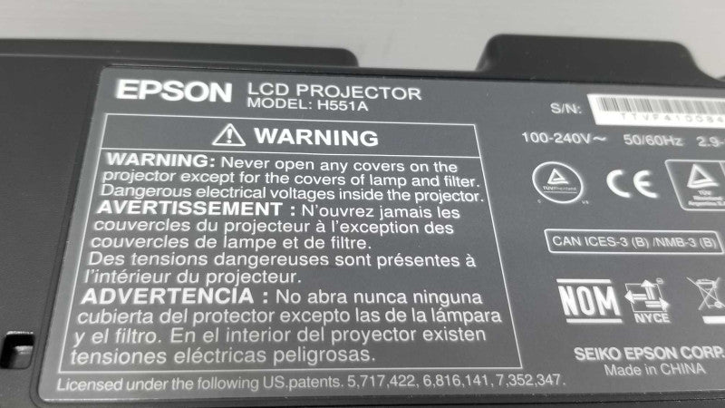 Epson EX5220 Tri-LCD Wireless Projector Only 37 Lamp Hours, W/ Bag and Remote ~