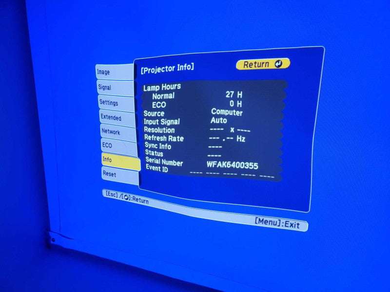 Epson EX5250 LCD H723A Projector 27H Lamp Hours w/ Remote and cables _