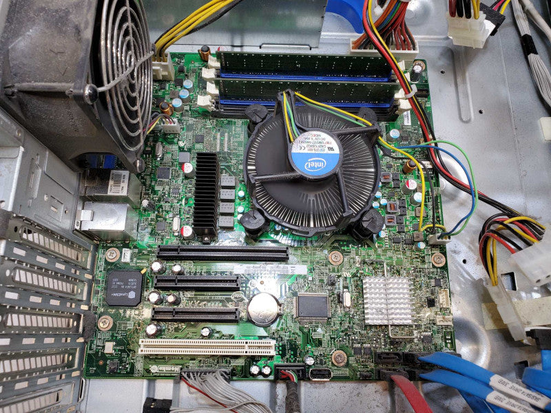 Custom PC Intel PBA E98683-305 Xeon E3-1225 @ 3.1 GHz 4GB Ram No HDD (