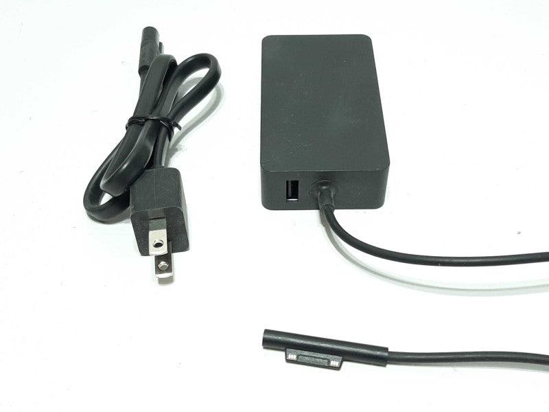 Microsoft 1706 AC Adapter IN:100-240V 1.6A / OUT: 15V 4.0A - 5V 1A  +