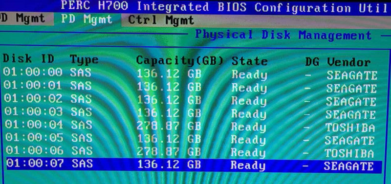 Dell PowerEdge R710 2x Xeon E5640 2.67GHz Perc H700 8x2.5\\" HDDS 2xPSU $