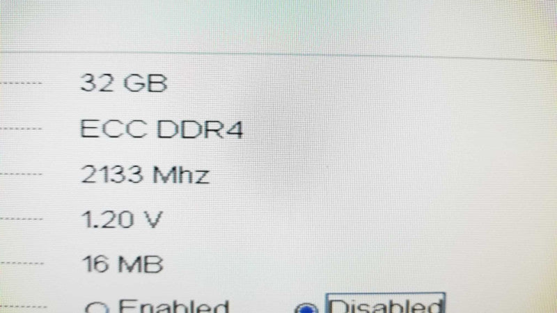Dell PE T330, Xeon E3-1220 v5 3.0GHz QC/32GB DDR4, PERC H730, NO HDDs/Caddies ~