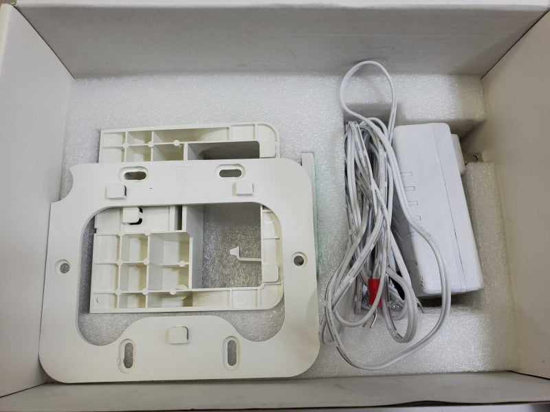 Qolsys IQ Remote Touchscreen QW9104-724 W/ accessories )