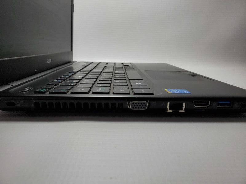 Acer Travelmate P455 Core i3-4010U @ 1.70GHz 8GB Ram 250GB SSD