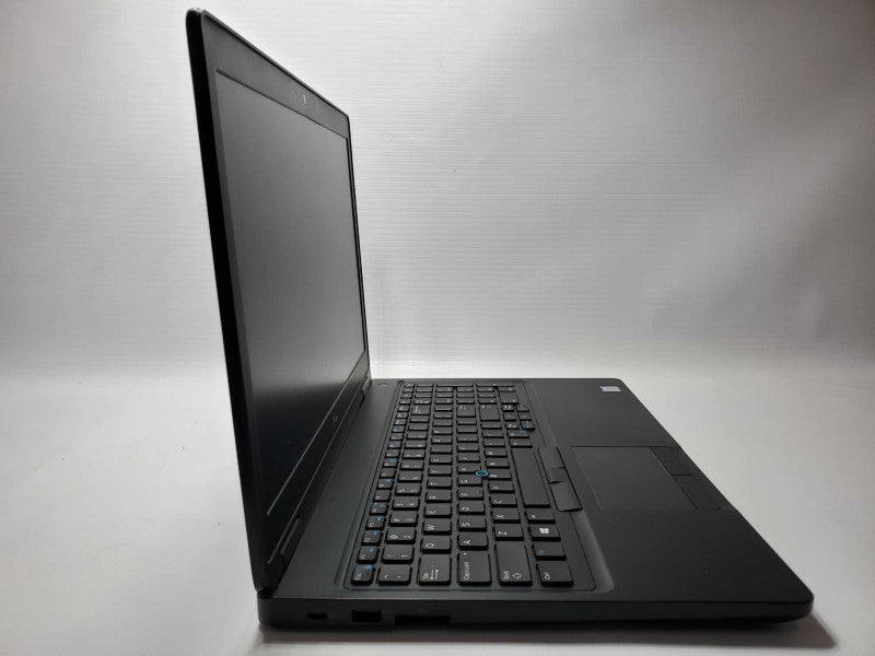 Dell Latitude 5590 Core i5-8250U @ 1.60GHz 8GB Ram 250GB SSD (