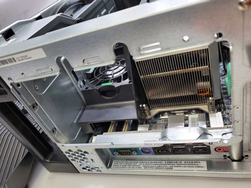 HP Z800 Workstation with Xeon E5620 @2.4GHz Barebones No RAM/HDD/fans )