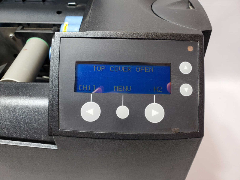Fargo Direct to Card 550 ID Card Printer Model 091800, Powers on, AS-IS, Read _