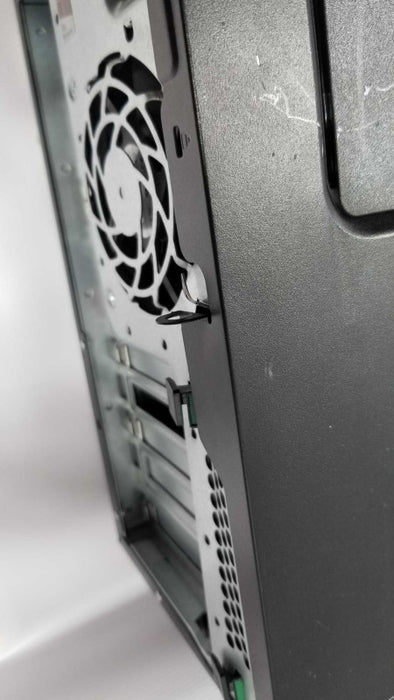 HP WS Z230m Xeon E3-1245 v3 3.4GHz/ 4GB DDR3, No HDDs, READ* ~