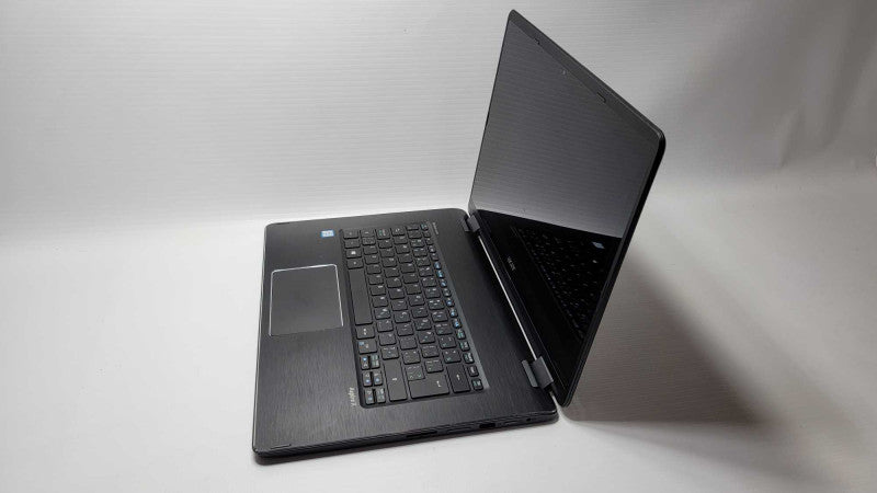 Acer Aspire R14 TocuhScreen with i5-6200U 8GB RAM & 256GB SSD Storage READ -
