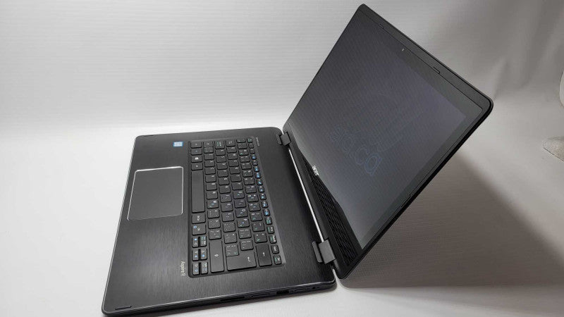 Acer Aspire R14 TouchScreen with i5-6200U 8GB RAM & 180GB SSD  -