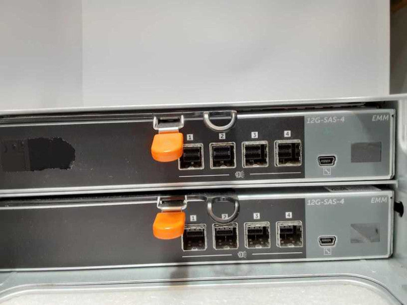 Dell SC420 Expansion Enclosure 24x 2.5\\" SAS Bays 2x12G-SAS-4 2x PSU +