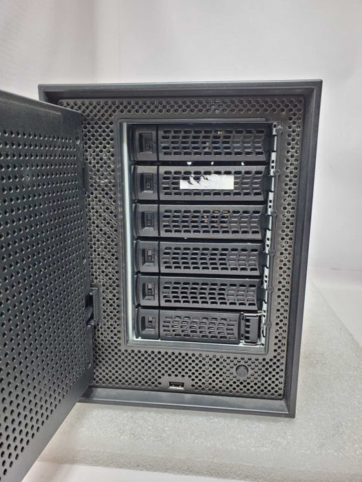 NetGear Advanced Network Storage RND-6C RN31600, 3x 1TB HDDs _