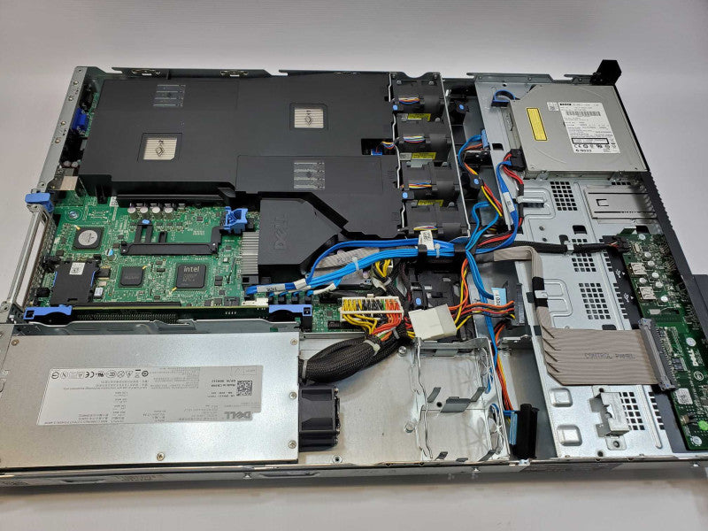 Dell PowerEdge R410 2x Xeon E5520 @ 2.2GHz 16GB Ram 4x 3.5\\" No HDD No RAID (