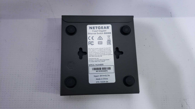 Netgear 5-Port Gigabit Ethernet Unmanaged Switch (Gs305) Desktop Quiet Fanles [