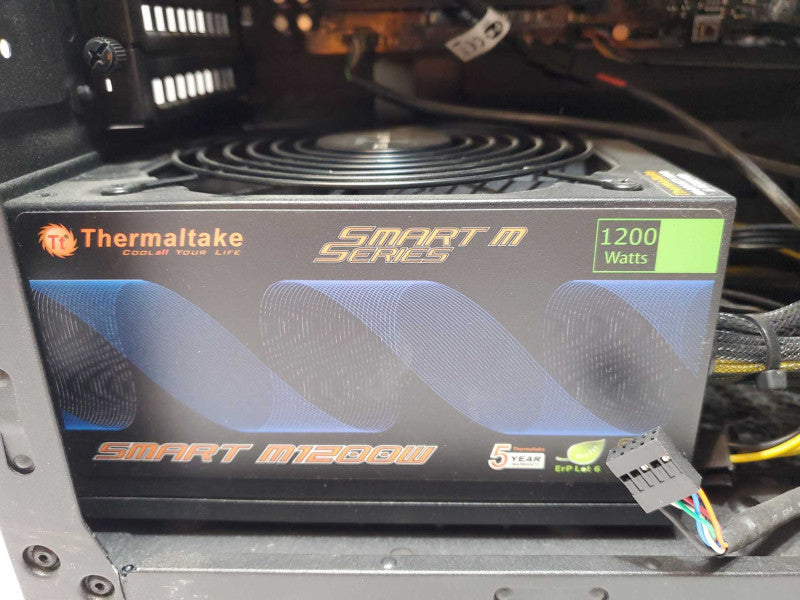 Custom/Asus PC, CoreI7-4770 3.4GHz, 32GB RAM, 2TB HDD, GTX 670, 1200W PSU _