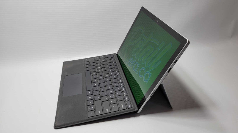 Surface Pro with i5-7300U CPU 8GB RAM & 256GB Storage READ  -