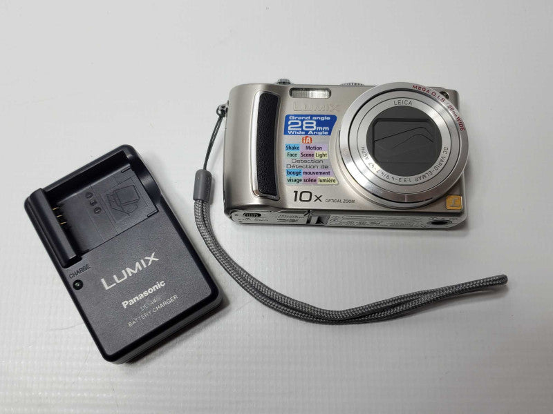Panasonic DMC-TZ4 |