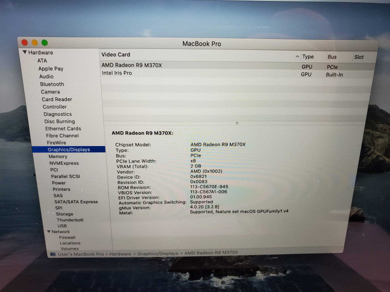 MacBook Pro 2015 15\\" Retina i7-4870HQ @ 2.5GHz 16GB Ram 250GB SSD R9 M370X 2GB (