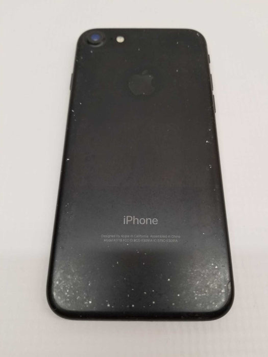 Apple iPhone 7, 32GB Storage, Carrier Unlocked, Service Battery |