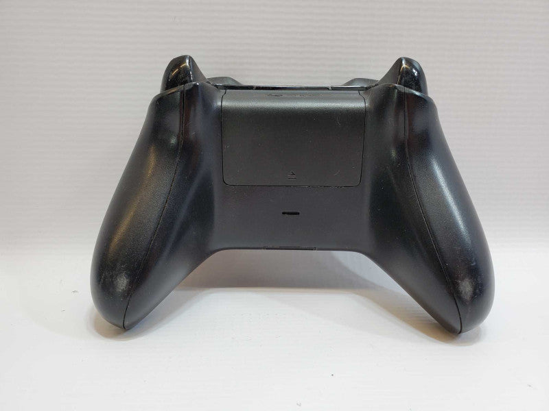 Microsoft Xbox One Wireless Bluetooth Controller Model 1708 Black (