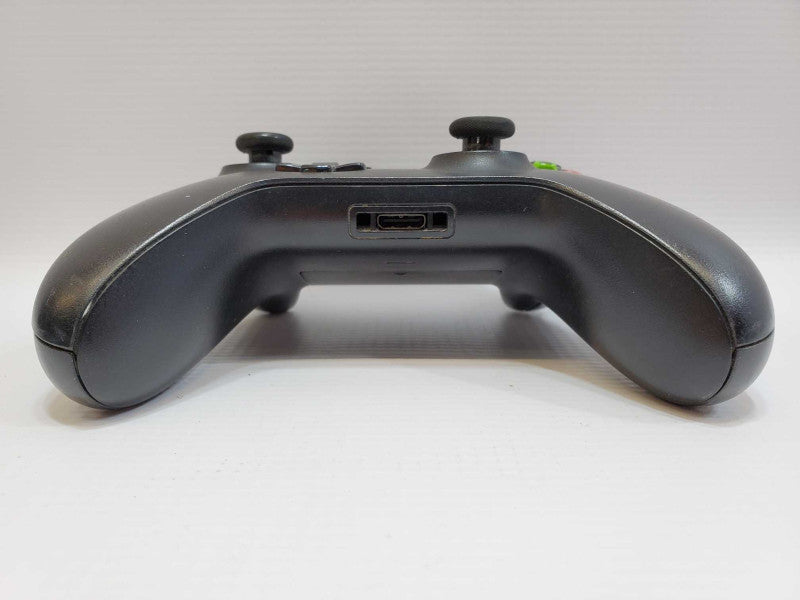 Microsoft Xbox One Wireless Bluetooth Controller Model 1708 Black (