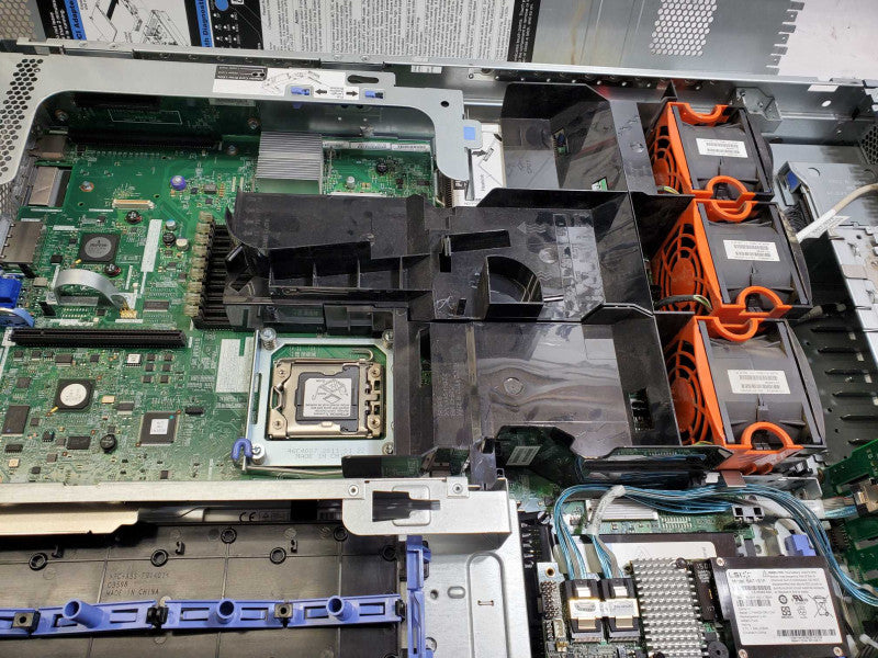 IBM System x3650 M3 X5670 @2.93GHz 16GB RAM No HDD M5015 2x PSUs )