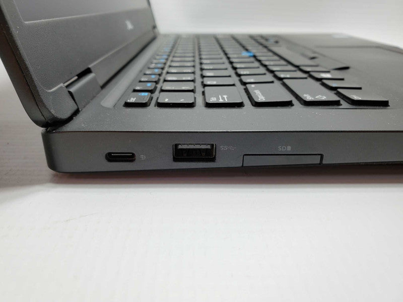Dell Latitude 5490 14\\" Core i5-8250U @ 1.6 GHz 8GB Ram 250GB SSD (