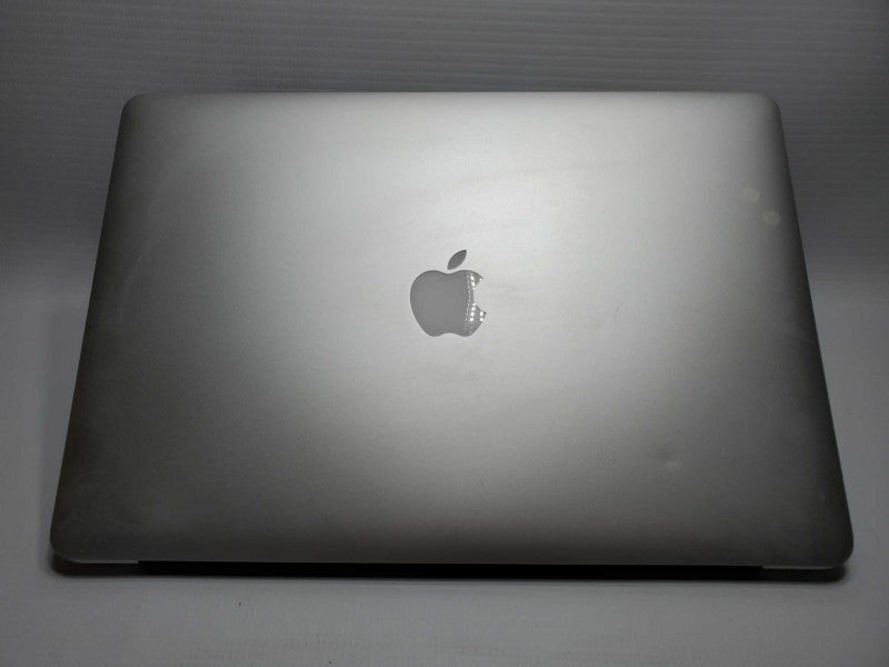 Macbook Pro 2015 15\\" Retina Core i7-4870HQ @ 2.5 GHz 16GB Ram 500GB SSD (
