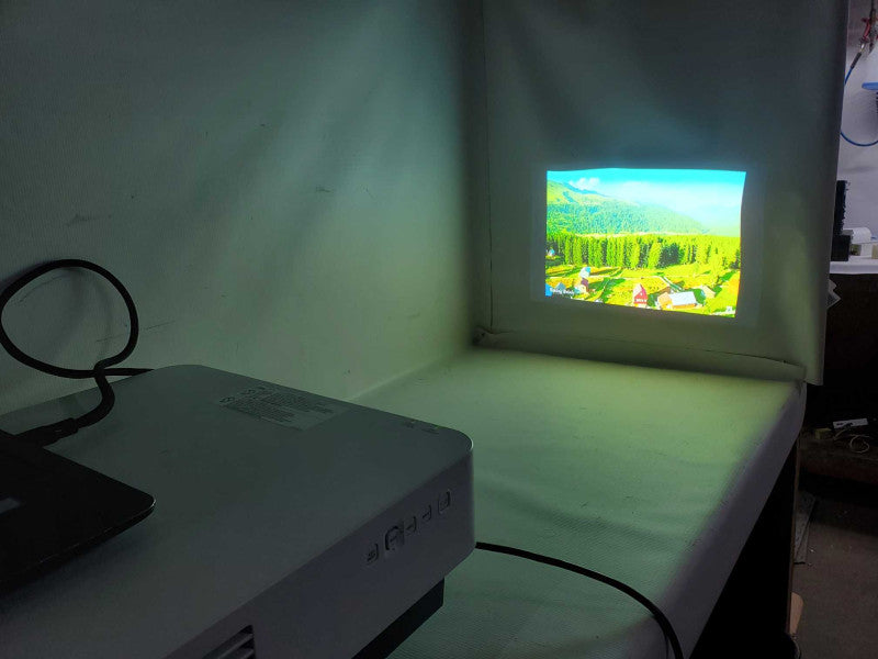 SONY VPL-FH36 WUXGA DIGITAL PROJECTOR. ONLY 67H LAMP HOURS _