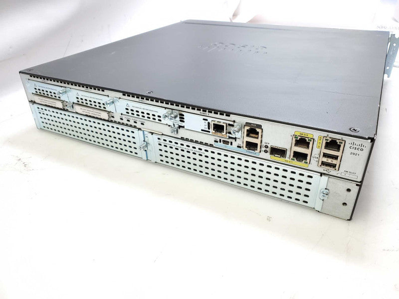 CISCO  CISCO2921/K9 2900 Series Integrated Services Router w/ ears )