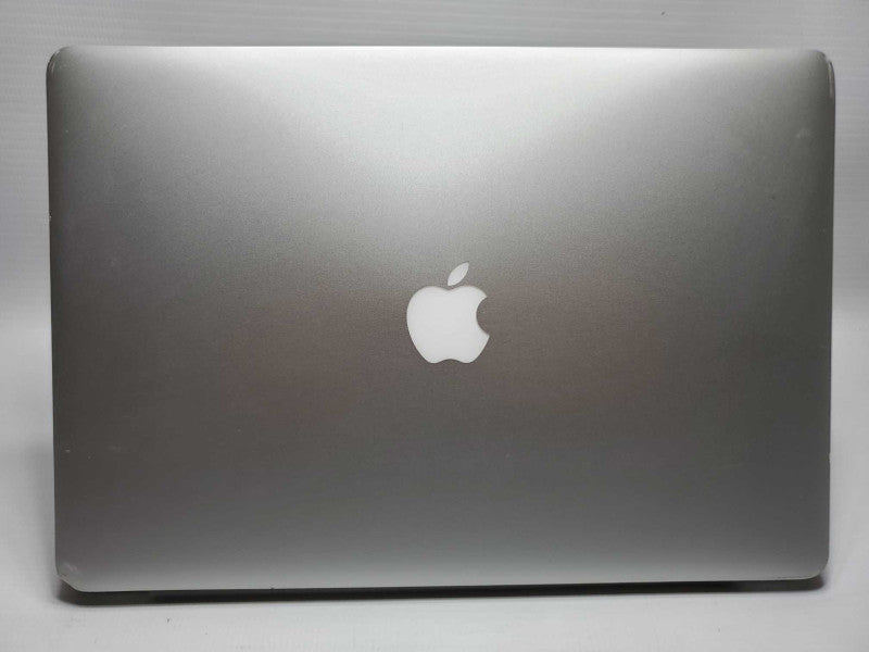 Macbook Pro 2015 15\\" Retina Core i7-4870HQ @ 2.5 GHz 16GB Ram 500GB SSD (