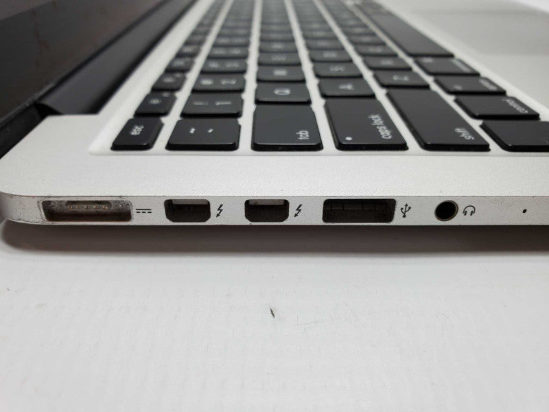 Macbook Pro 2014 13\\" Retina Core i7-4278U @ 2.6GHz 8GB Ram 500GB SSD *READ* (