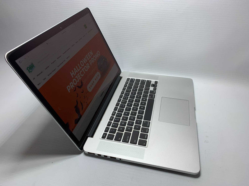 MacBook Pro Retina 15-inch Mid 2015 with i7 CPU 16GB RAM & 256GB Storage READ -