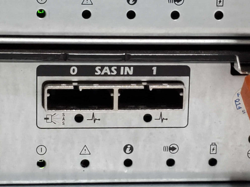 Dell PowerVault MD3200 SAS DAS Storage Array, 2x SAS Controller 2xPSU )