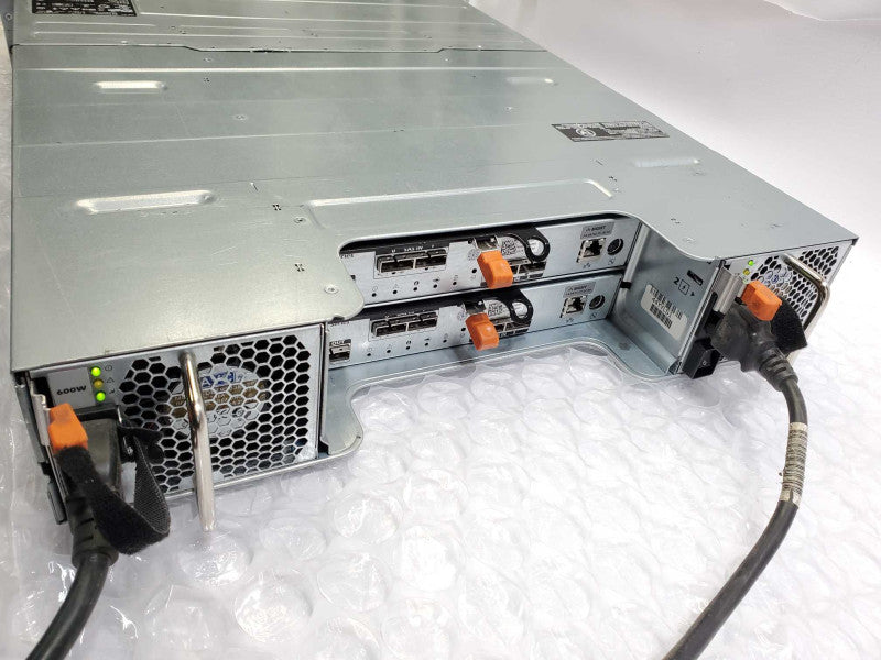 Dell PowerVault MD3200 SAS DAS Storage Array, 2x SAS Controller 2xPSU )