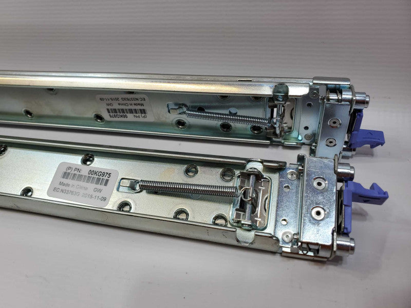 Server Rails For Lenovo 3650 M5 PN: 00KG975 (