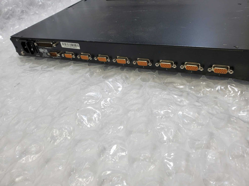 Tripp-Lite B020-U08-19-K 19\\" 8-Port 1U Rack-Mount Console KVM Switch )
