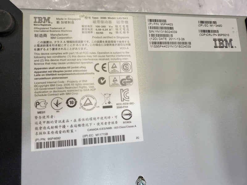 IBM 95P4403 TotalStorage 3580-L43 L4X LTO-4 LVD External Tape Drive )